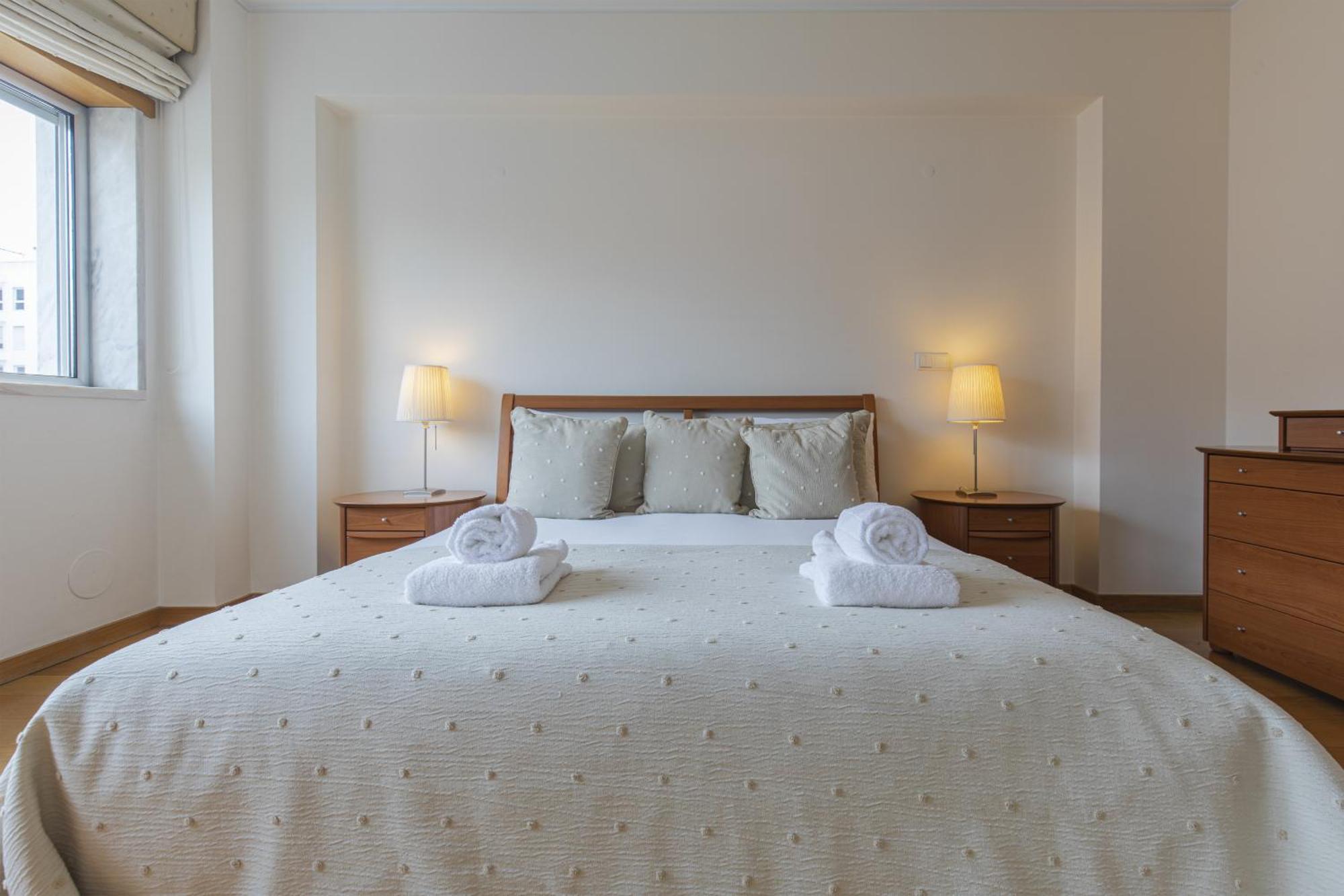 2 Bedroom Large apartment By Innkeeper Lissabon Buitenkant foto