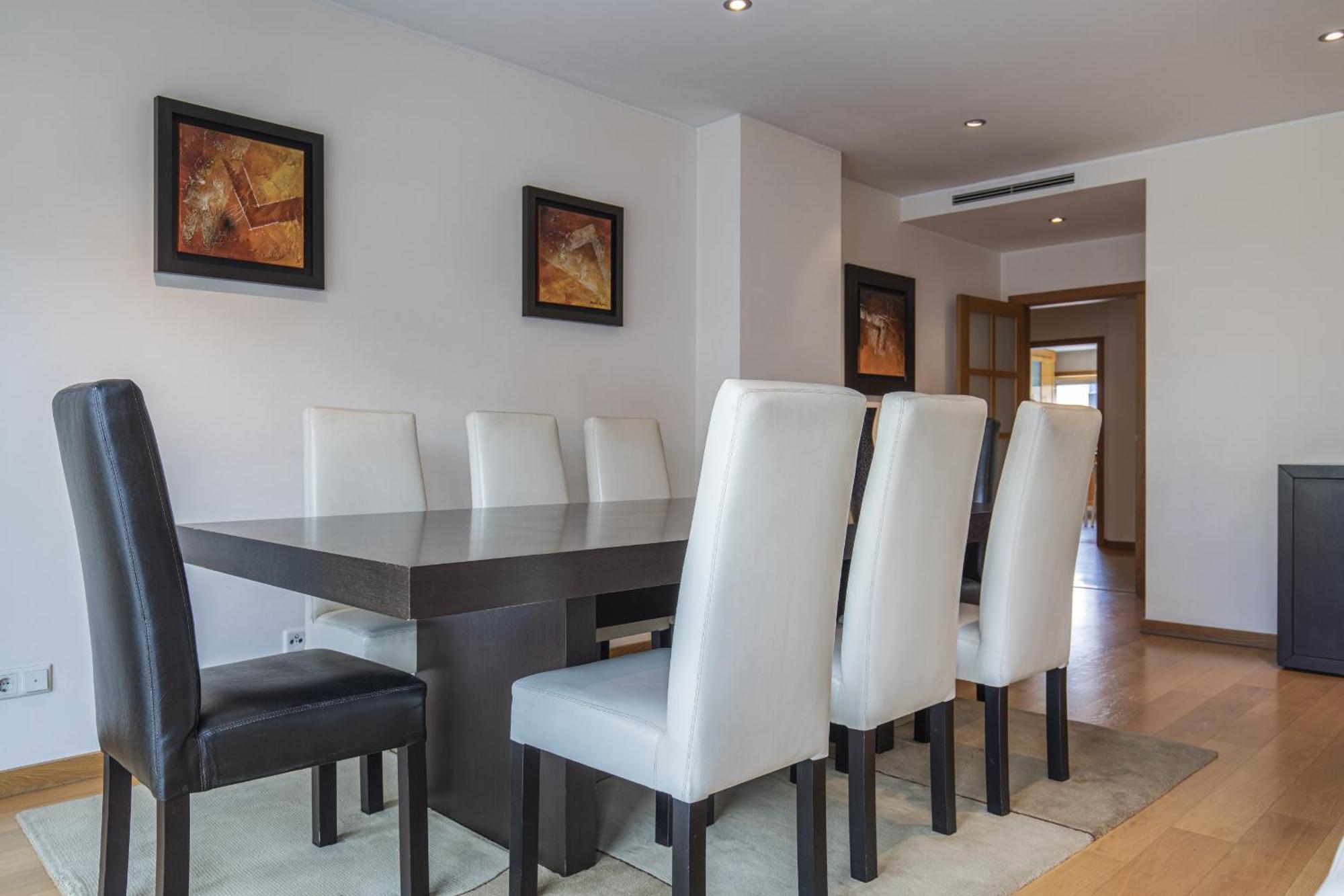 2 Bedroom Large apartment By Innkeeper Lissabon Buitenkant foto