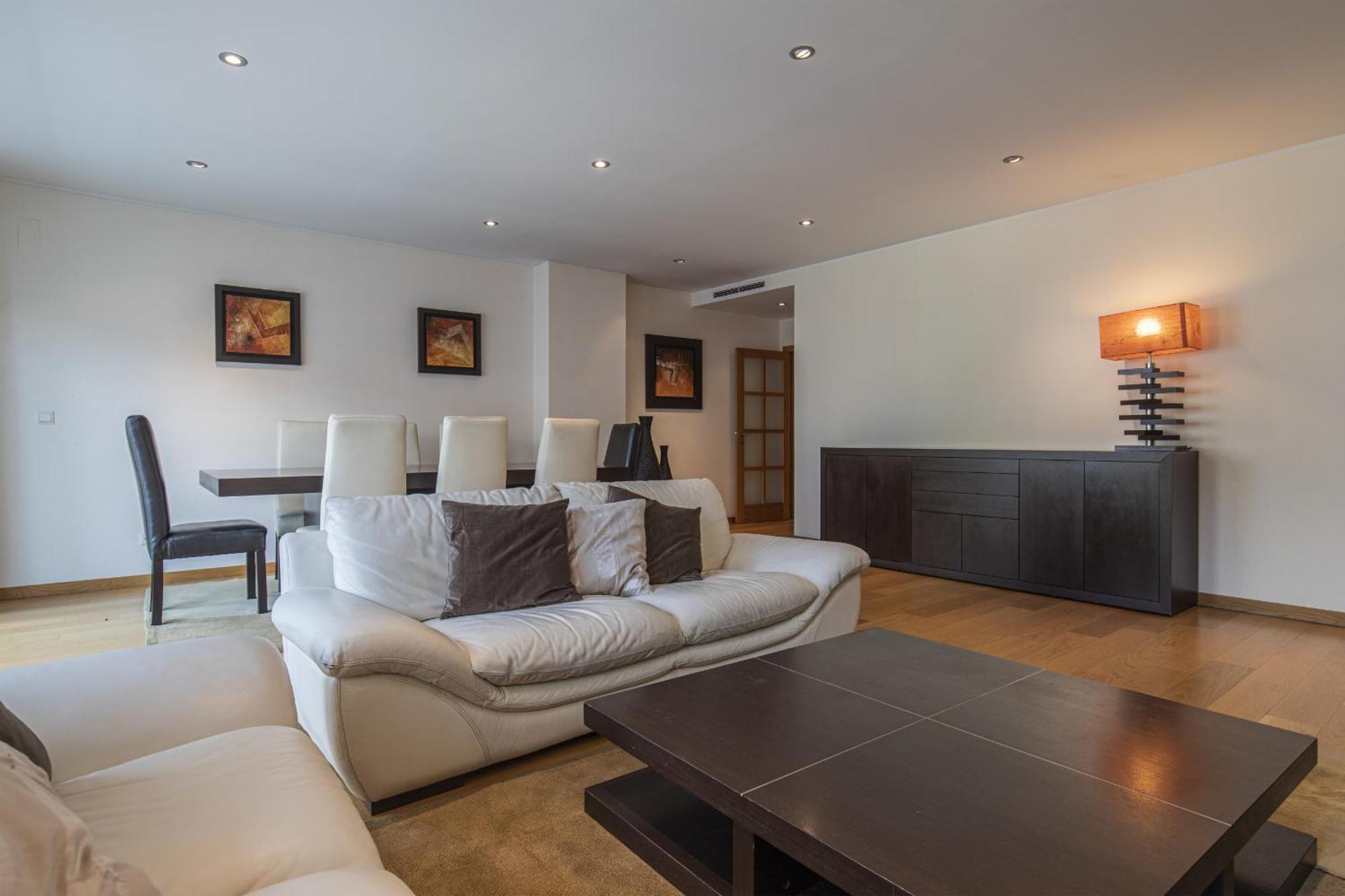 2 Bedroom Large apartment By Innkeeper Lissabon Buitenkant foto